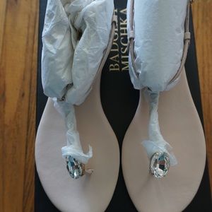 BNIB Badgley Mischka Genevie Flats - Size 7.5